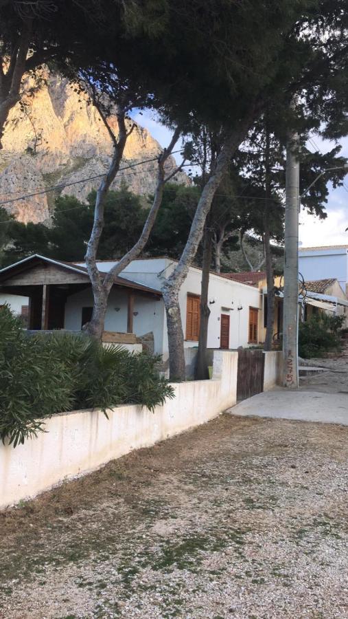 Casa Con Verande Sul Mare A 2 Minuti A Piedi Dalla Spiaggia Custonaci Exterior foto